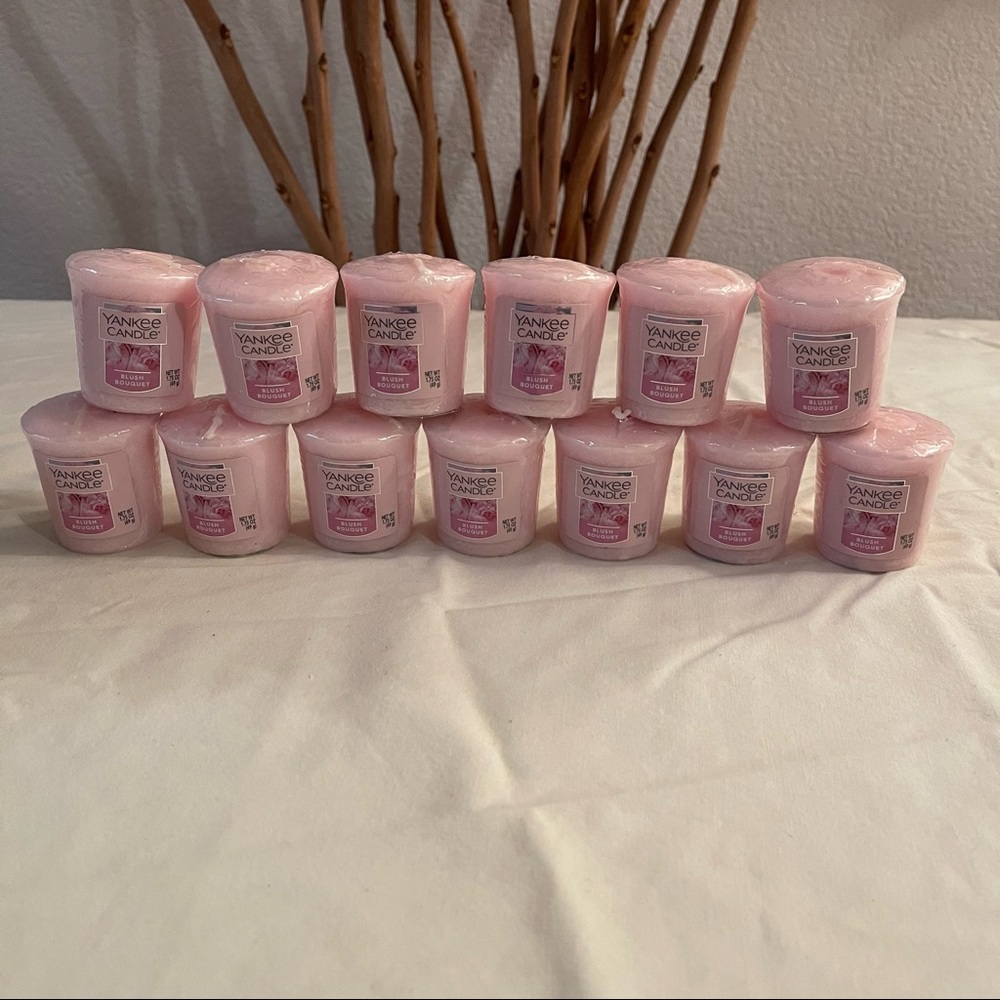 Yankee Candle - Floral Blush Bouquet Scent Votives Pack of 13 1.75oz NEW W/TAGS